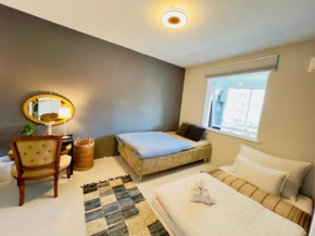 Luxury Service Apartment by Chanya